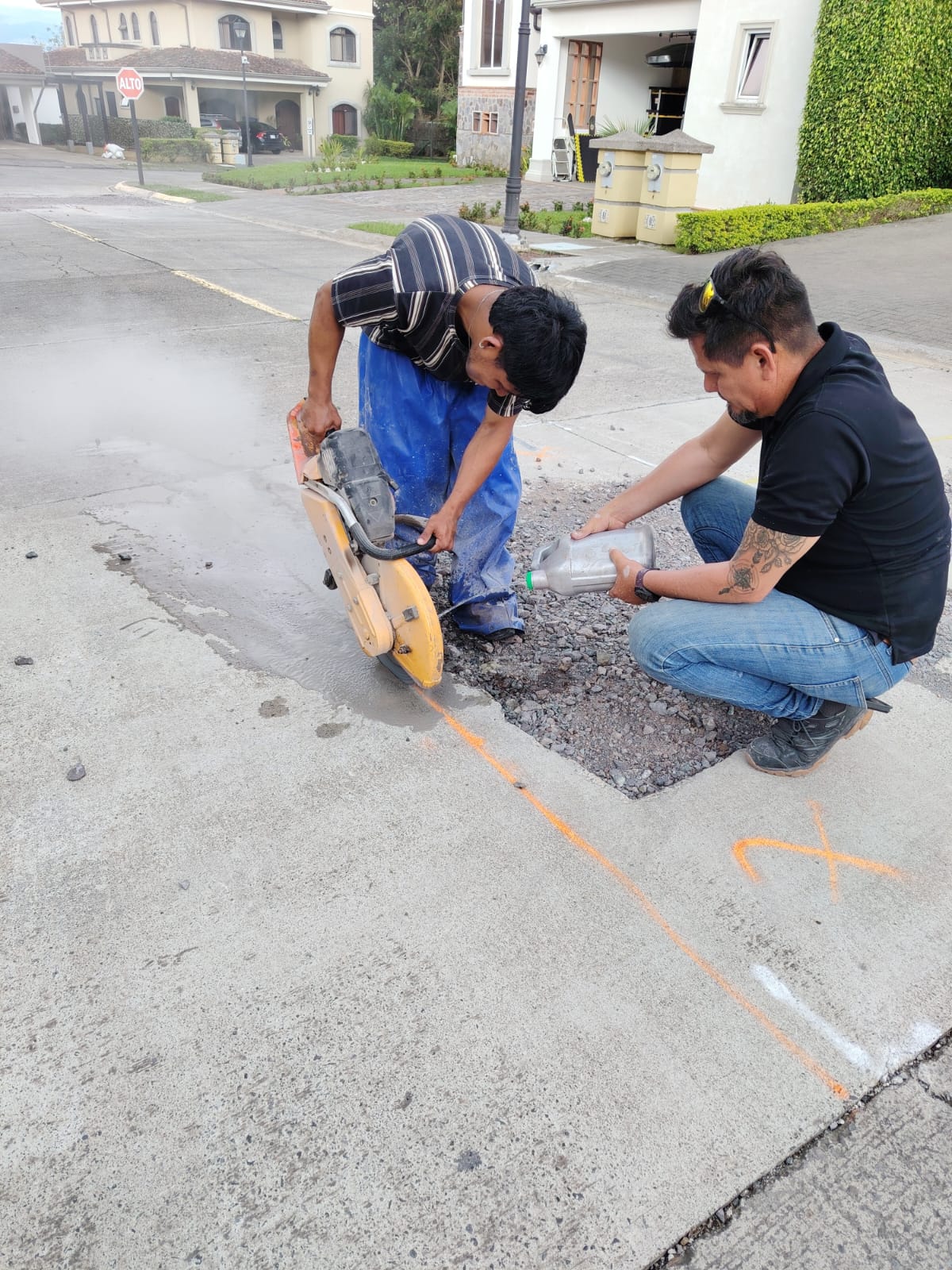 Corte y reparación de concreto